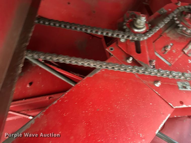 image for item EB2488 1989 Case  1660 combine