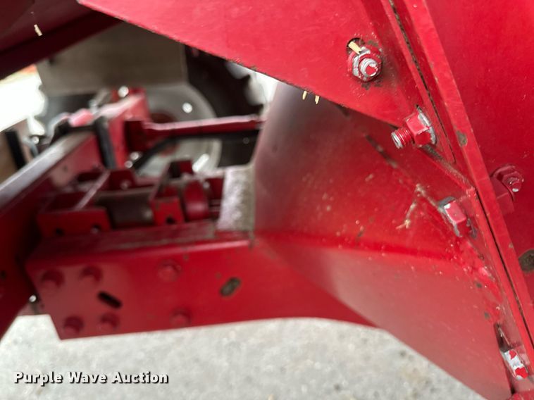 image for item EB2488 1989 Case  1660 combine