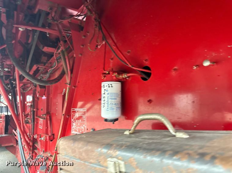 image for item EB2488 1989 Case  1660 combine