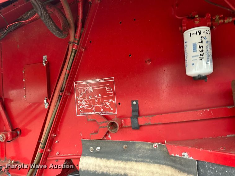 image for item EB2488 1989 Case  1660 combine