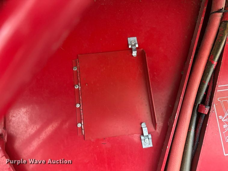 image for item EB2488 1989 Case  1660 combine