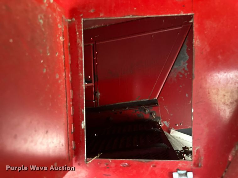 image for item EB2488 1989 Case  1660 combine