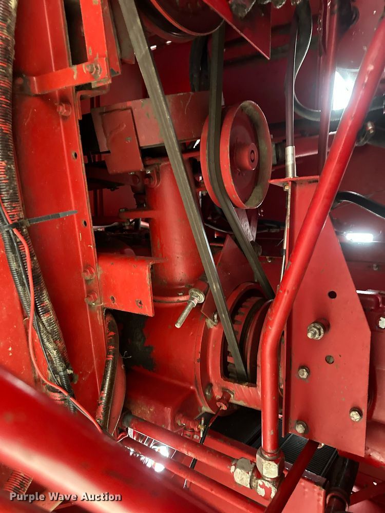 image for item EB2488 1989 Case  1660 combine