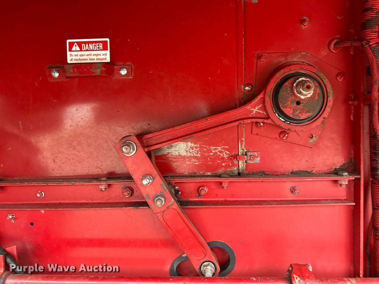 image for item EB2488 1989 Case  1660 combine