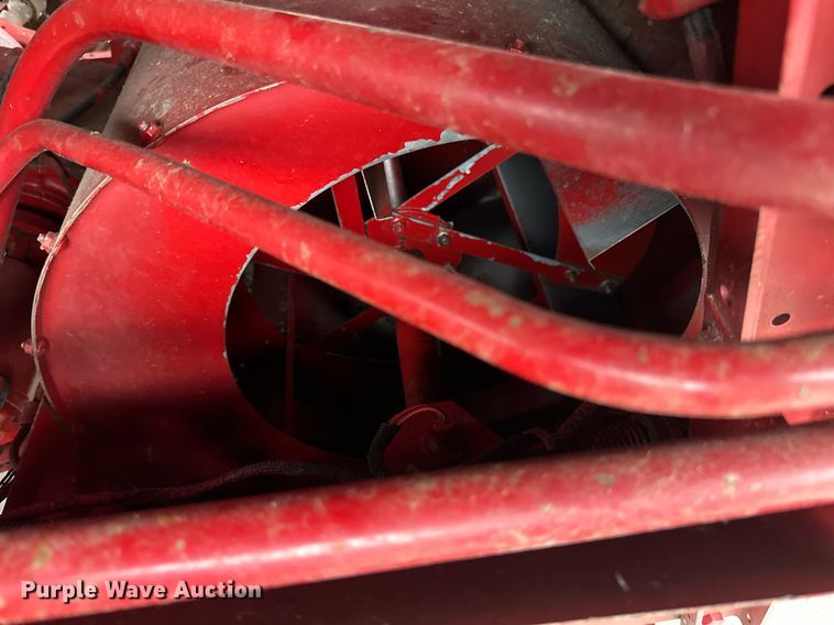 image for item EB2488 1989 Case  1660 combine