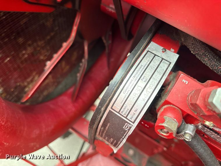 image for item EB2488 1989 Case  1660 combine