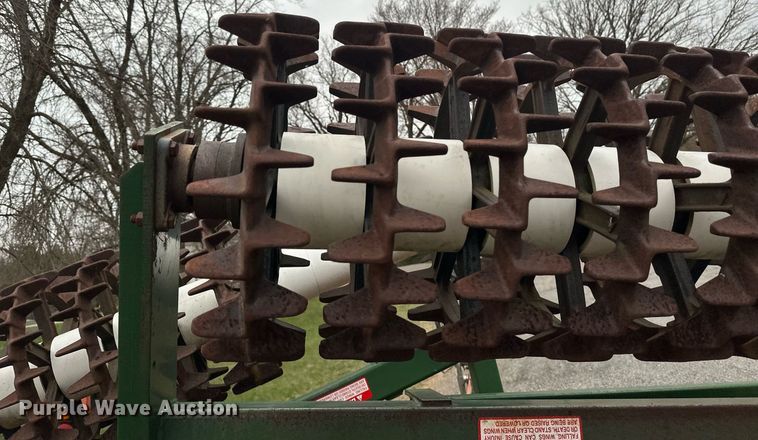 image for item EB2489 Brillion  X108 pulverizer / cultipacker