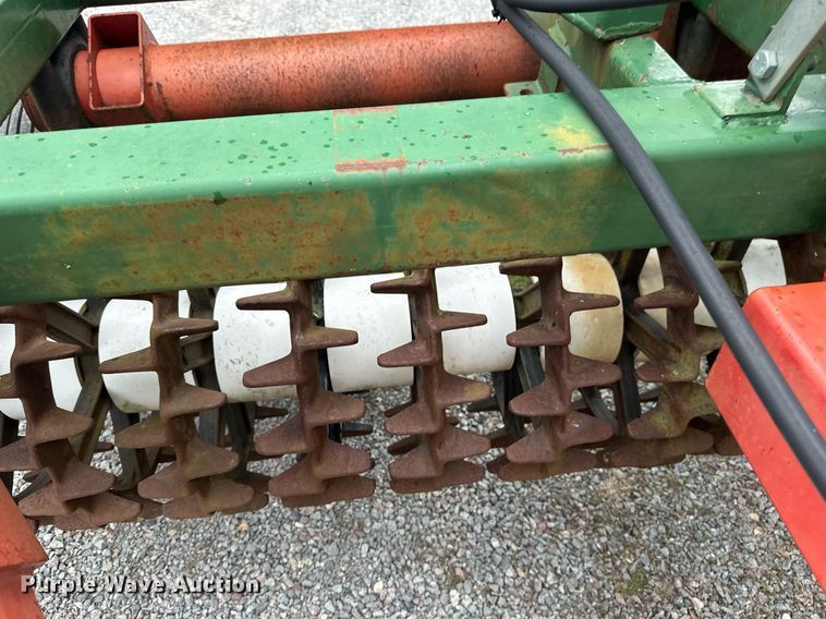 image for item EB2489 Brillion  X108 pulverizer / cultipacker