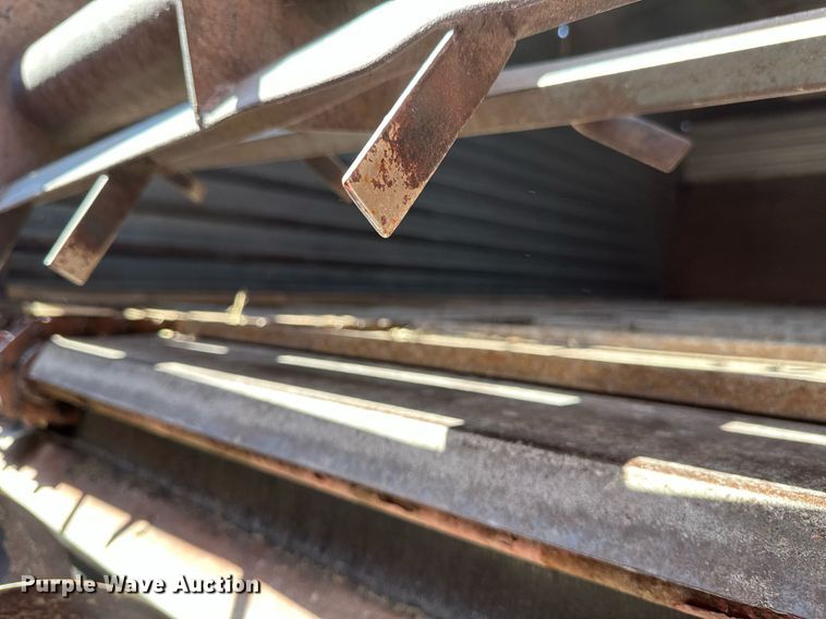 image for item EB2498 H&S Twin Auger 416 silage wagon