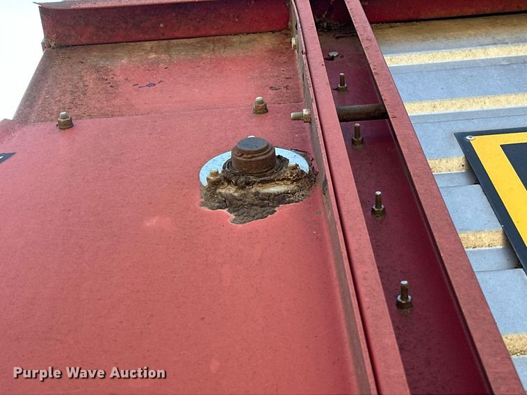 image for item EB2498 H&S Twin Auger 416 silage wagon