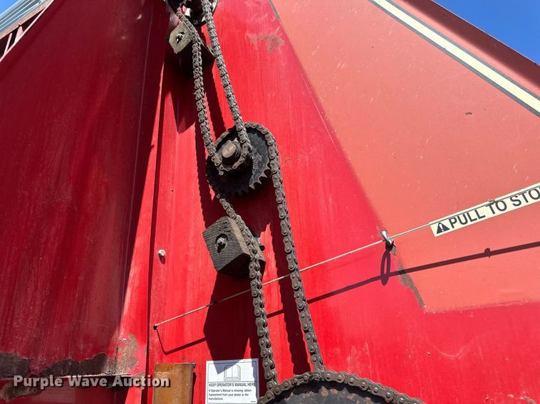 image for item EB2498 H&S Twin Auger 416 silage wagon