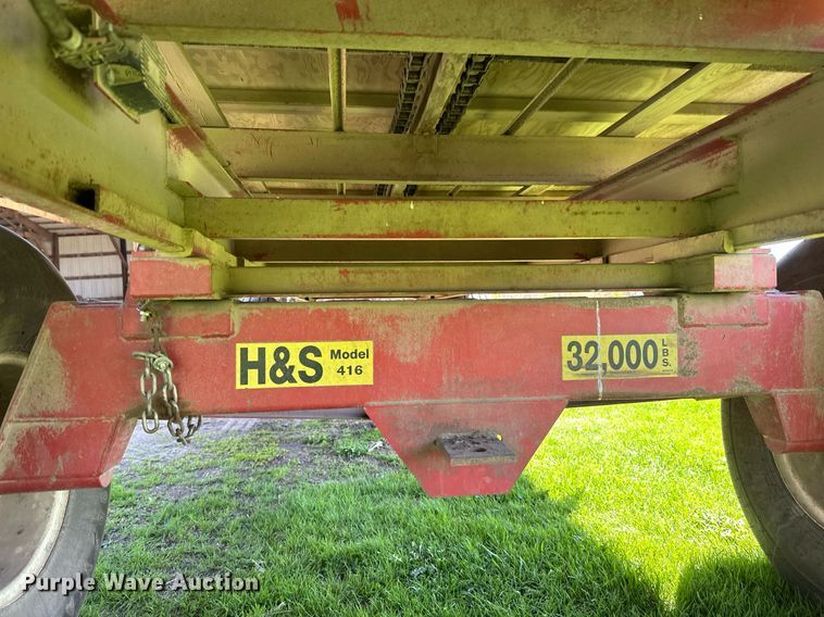 image for item EB2498 H&S Twin Auger 416 silage wagon