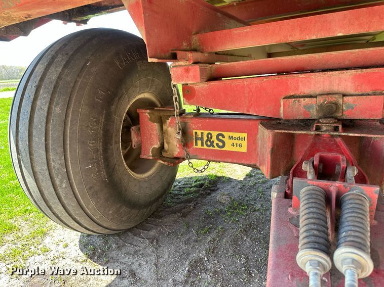 image for item EB2498 H&S Twin Auger 416 silage wagon