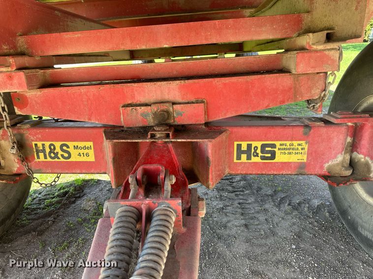 image for item EB2498 H&S Twin Auger 416 silage wagon