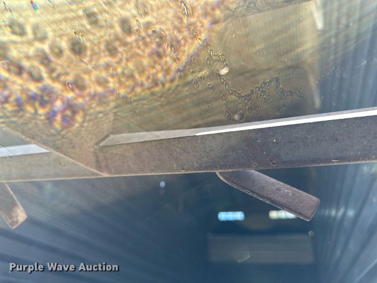 image for item EB2498 H&S Twin Auger 416 silage wagon