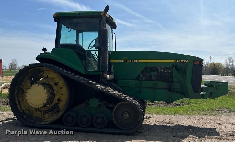 image for item EB2503 1999 John Deere 8100T tractor