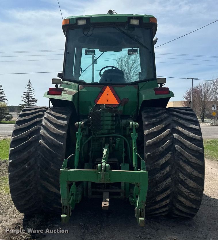 image for item EB2503 1999 John Deere 8100T tractor