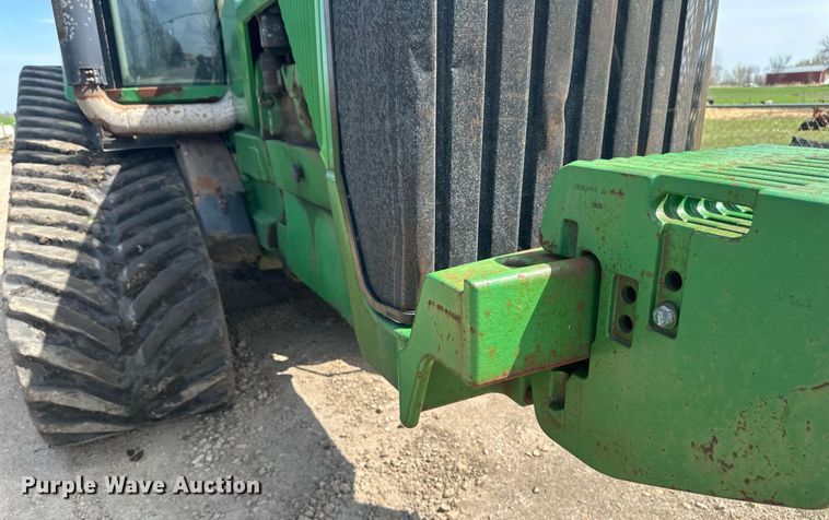 image for item EB2503 1999 John Deere 8100T tractor