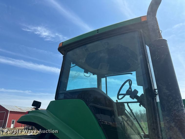 image for item EB2503 1999 John Deere 8100T tractor