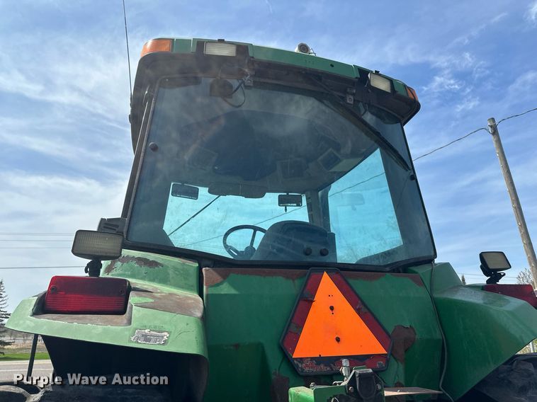 image for item EB2503 1999 John Deere 8100T tractor
