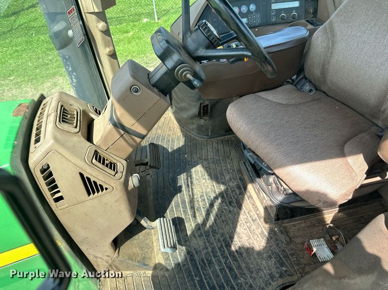 image for item EB2503 1999 John Deere 8100T tractor