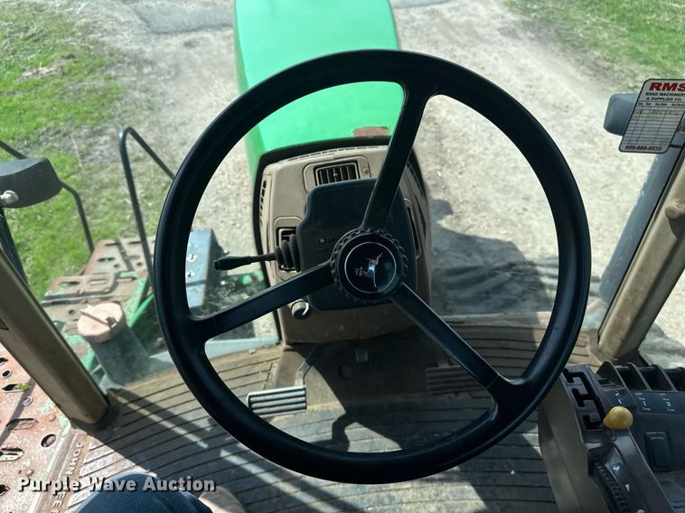 image for item EB2503 1999 John Deere 8100T tractor