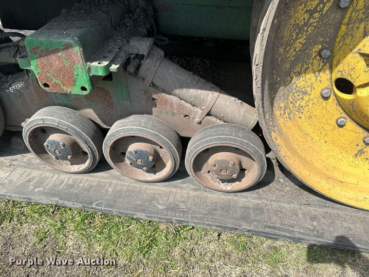 image for item EB2503 1999 John Deere 8100T tractor