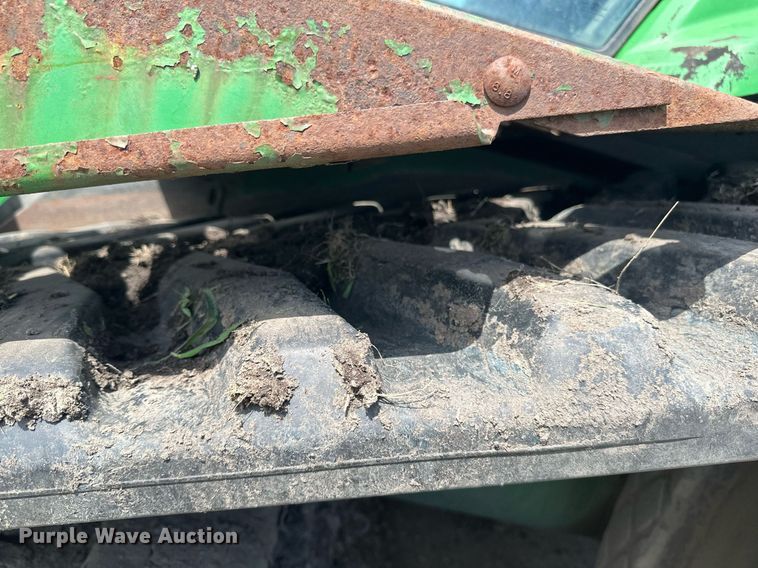 image for item EB2503 1999 John Deere 8100T tractor