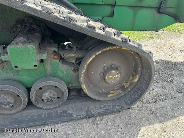 image for item EB2503 1999 John Deere 8100T tractor