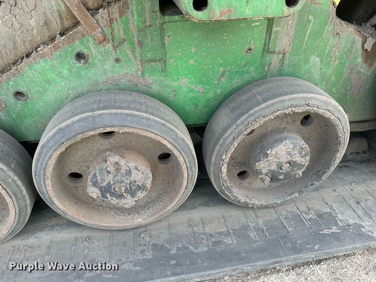 image for item EB2503 1999 John Deere 8100T tractor