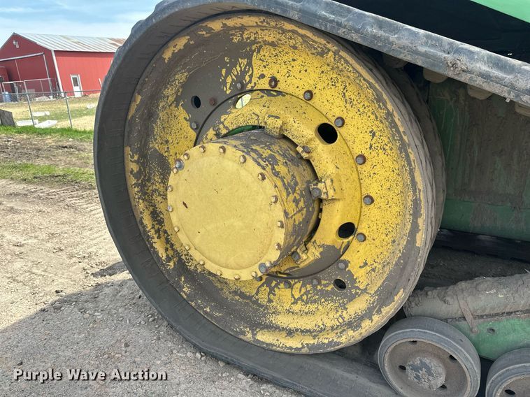 image for item EB2503 1999 John Deere 8100T tractor