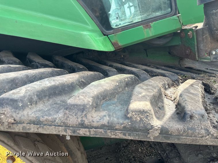 image for item EB2503 1999 John Deere 8100T tractor