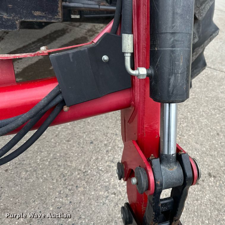 image for item EB2510 Case IH Maxxum 120 MFWD tractor