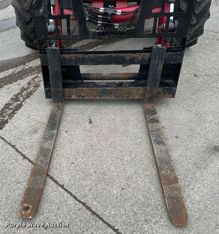 image for item EB2510 Case IH Maxxum 120 MFWD tractor