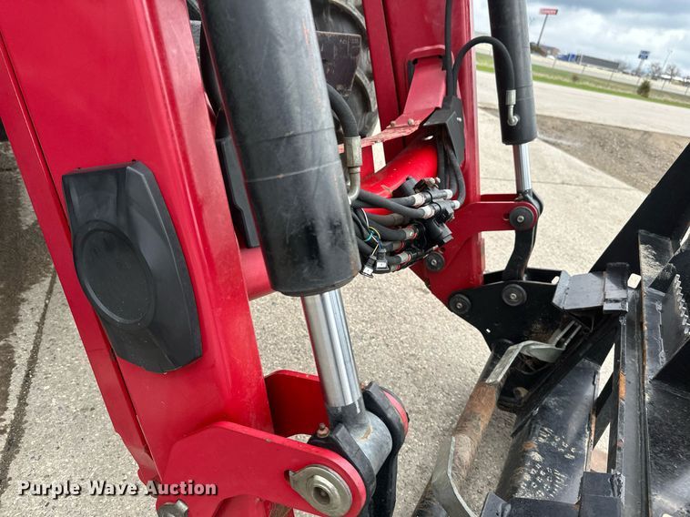 image for item EB2510 Case IH Maxxum 120 MFWD tractor