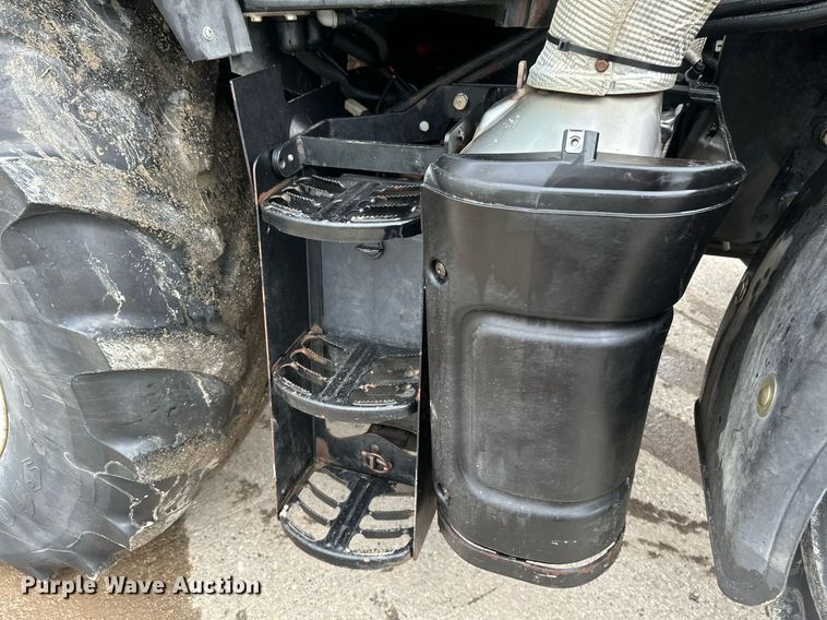 image for item EB2510 Case IH Maxxum 120 MFWD tractor