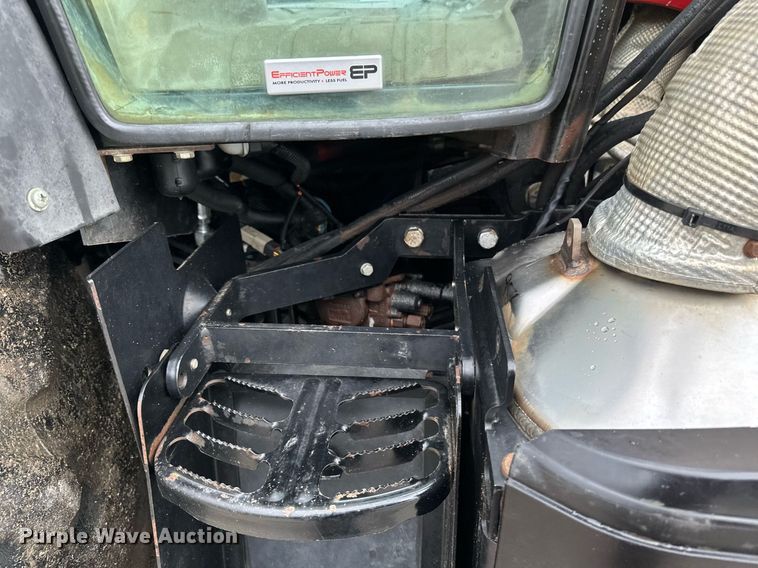 image for item EB2510 Case IH Maxxum 120 MFWD tractor