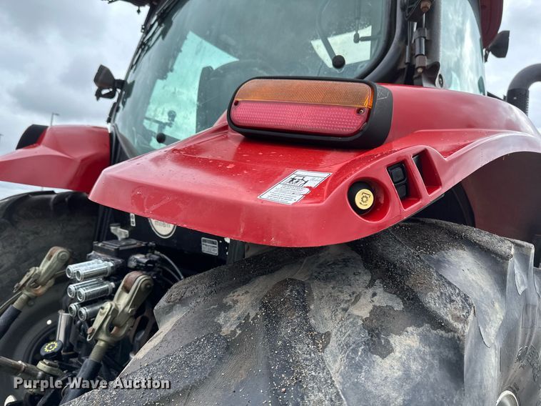 image for item EB2510 Case IH Maxxum 120 MFWD tractor