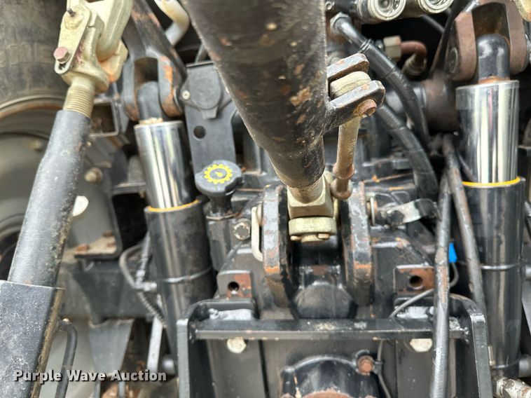 image for item EB2510 Case IH Maxxum 120 MFWD tractor