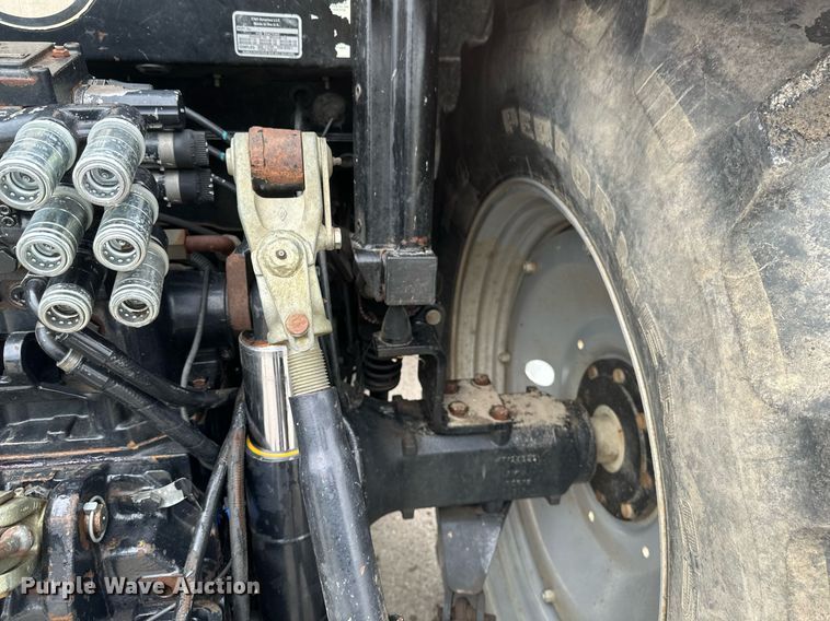 image for item EB2510 Case IH Maxxum 120 MFWD tractor