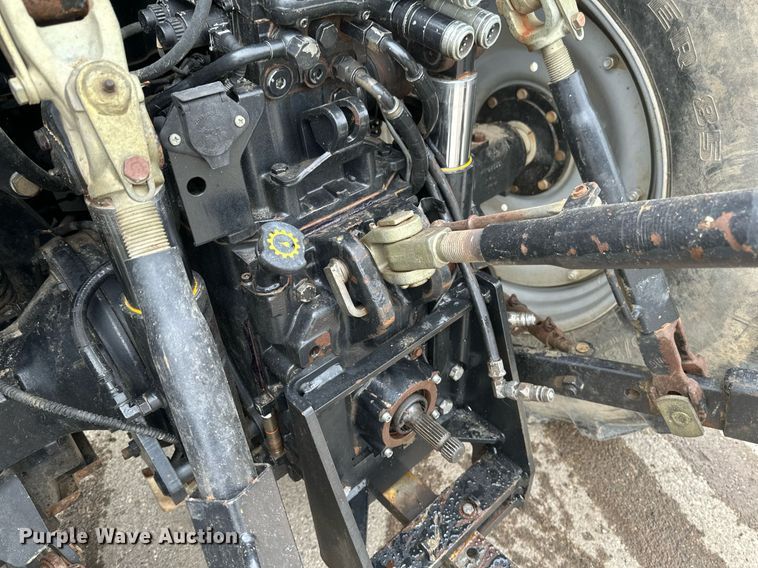 image for item EB2510 Case IH Maxxum 120 MFWD tractor