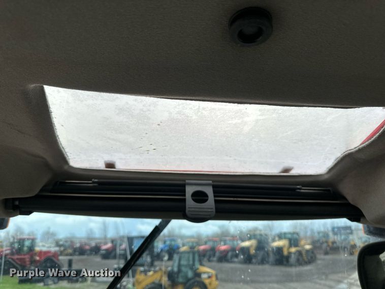 image for item EB2510 Case IH Maxxum 120 MFWD tractor