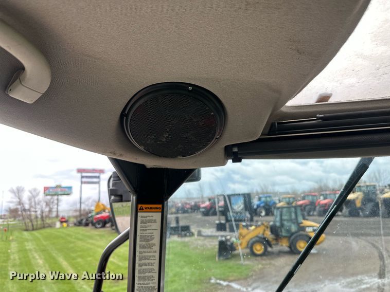 image for item EB2510 Case IH Maxxum 120 MFWD tractor