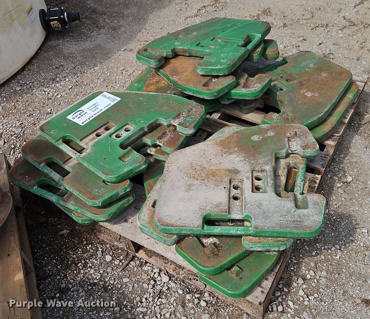 image for item EB7995 (15) John Deere suitcase weights