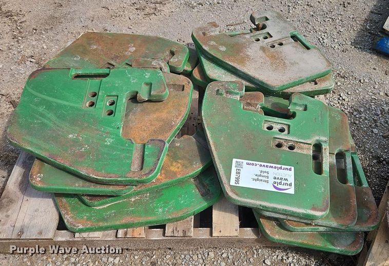 image for item EB7995 (15) John Deere suitcase weights