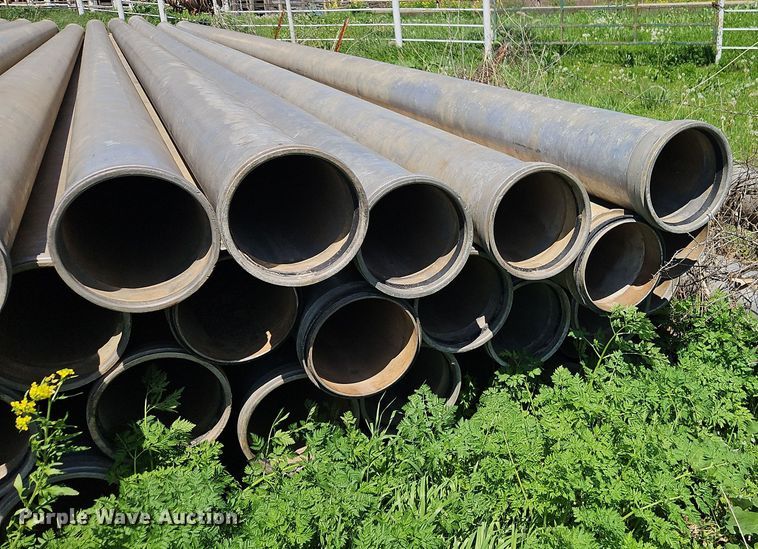 image for item EB7997 Approximately 75 irrigation pipe