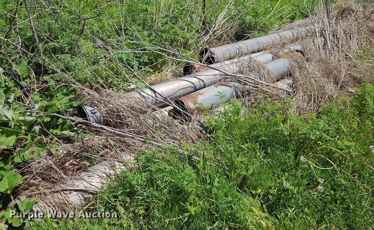 image for item EB7997 Approximately 75 irrigation pipe