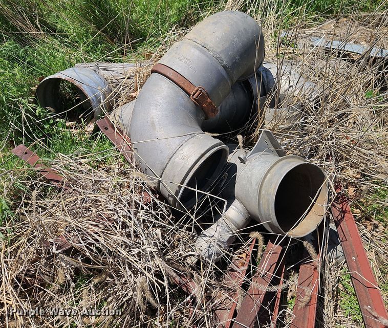 image for item EB7997 Approximately 75 irrigation pipe