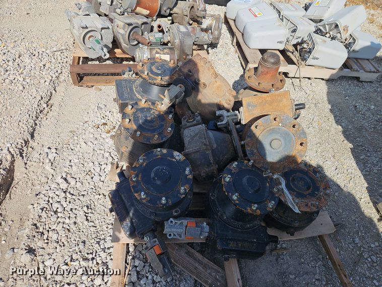 image for item EB8009 Center pivot irrigation parts