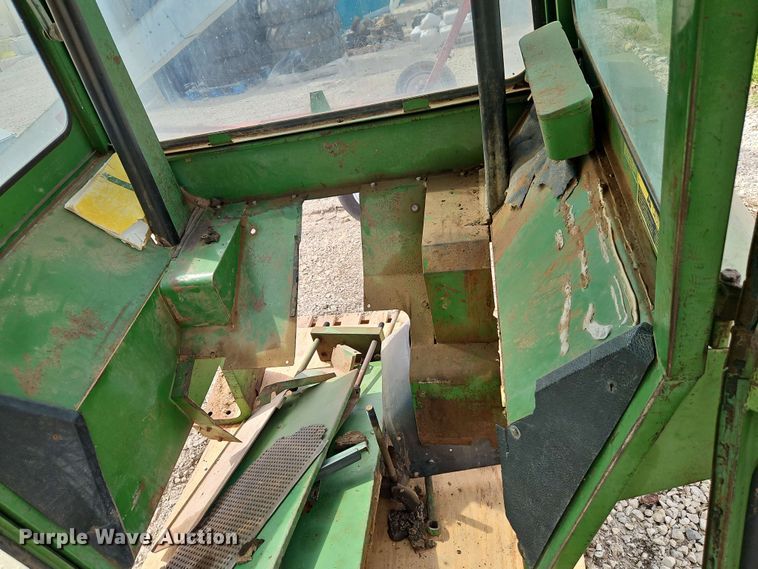 image for item EB8011 Tractor cab